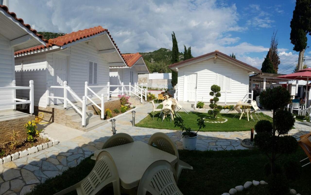 Vela E Bardhe Villa Dhërmi Екстериор снимка